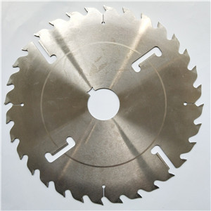 Multiripping Saw Blade